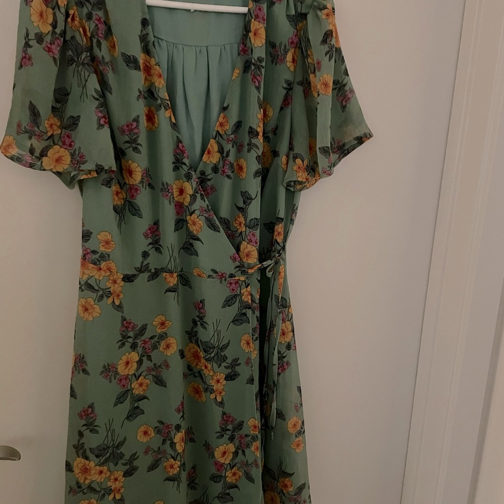 Lush Mini Summer dress Medium size